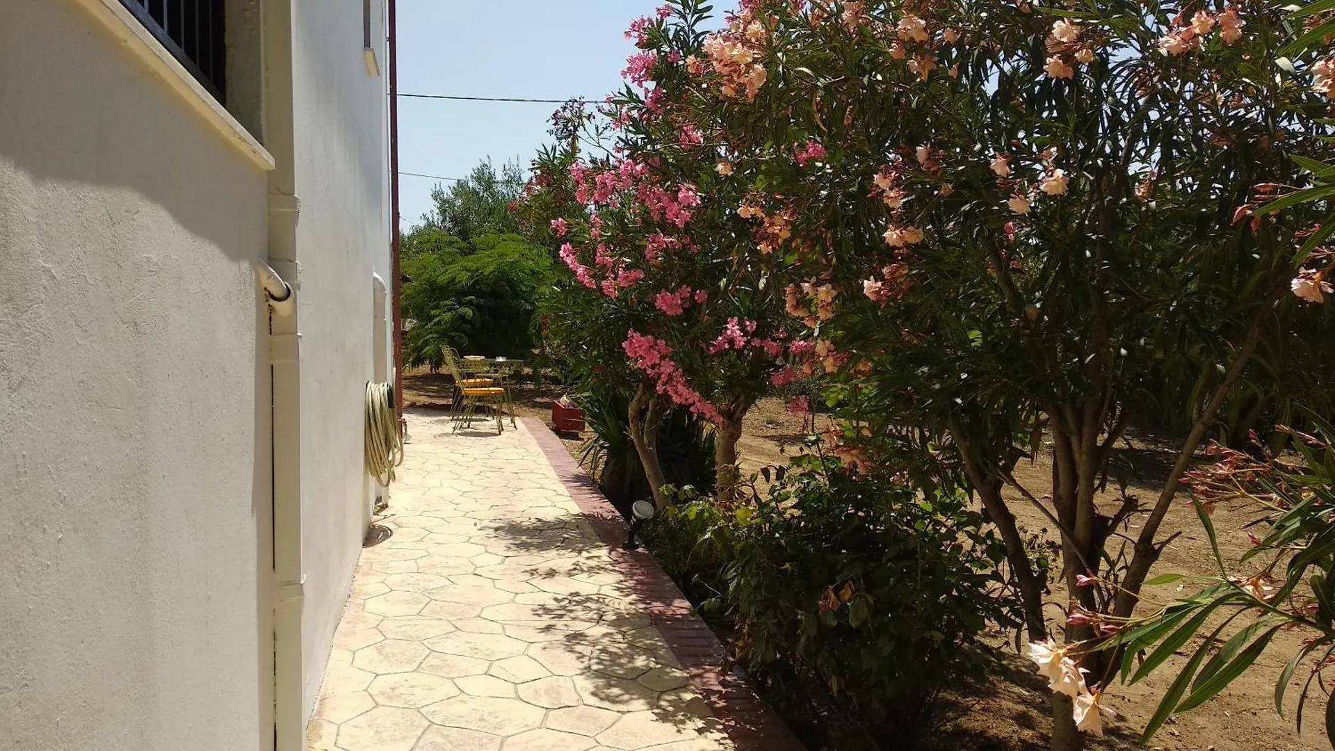 Platanos Apartment New Nea Moudania 0*,  Greece